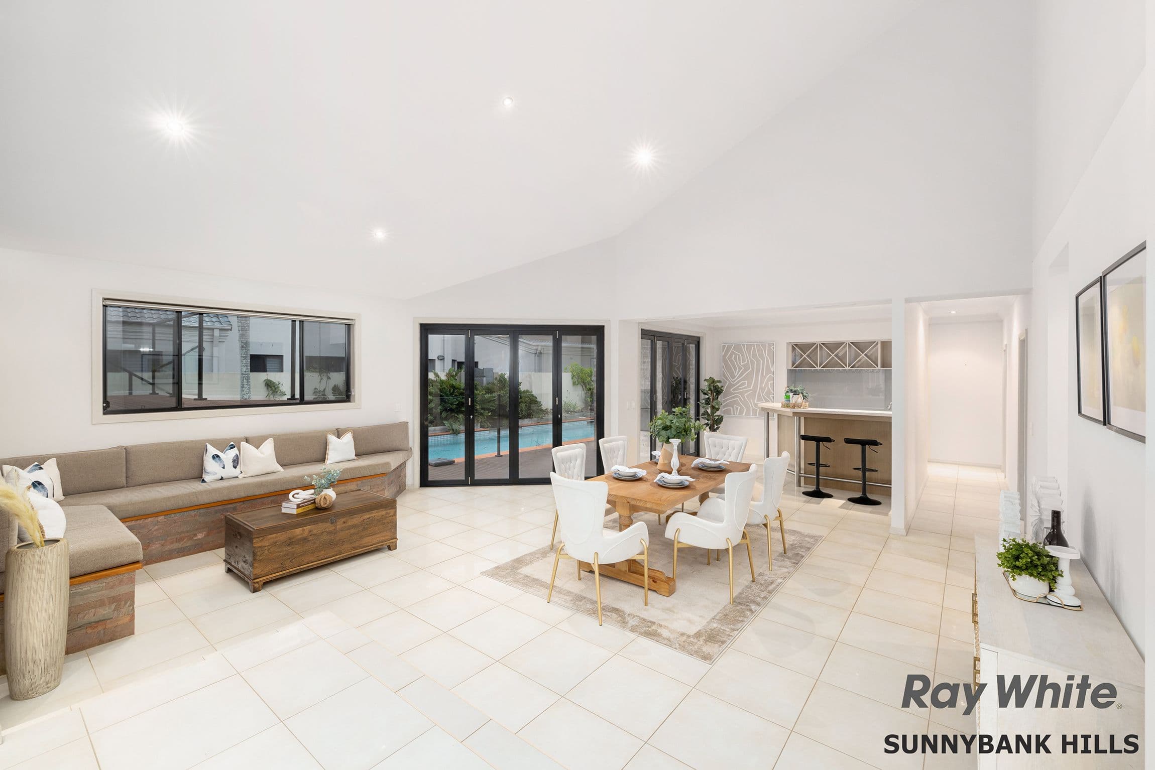 1155 Rosebank Way, Hope Island QLD 4212, Hope Island - Thumbnail 4