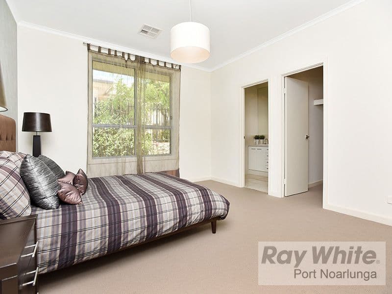 10 Esperance Boulevard, Seaford Rise SA 5169, Seaford Rise - Thumbnail 4