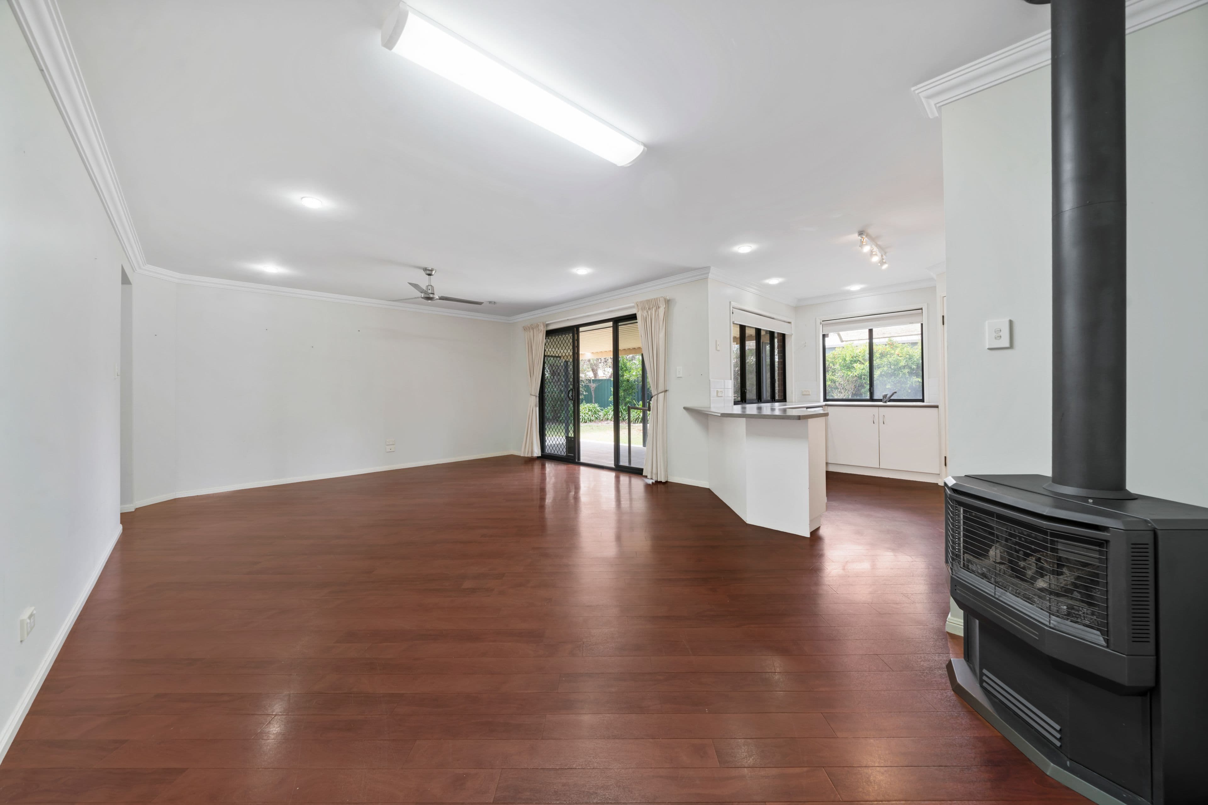 6 Matthew Court, Crows Nest QLD 4355, Crows Nest - Thumbnail 4