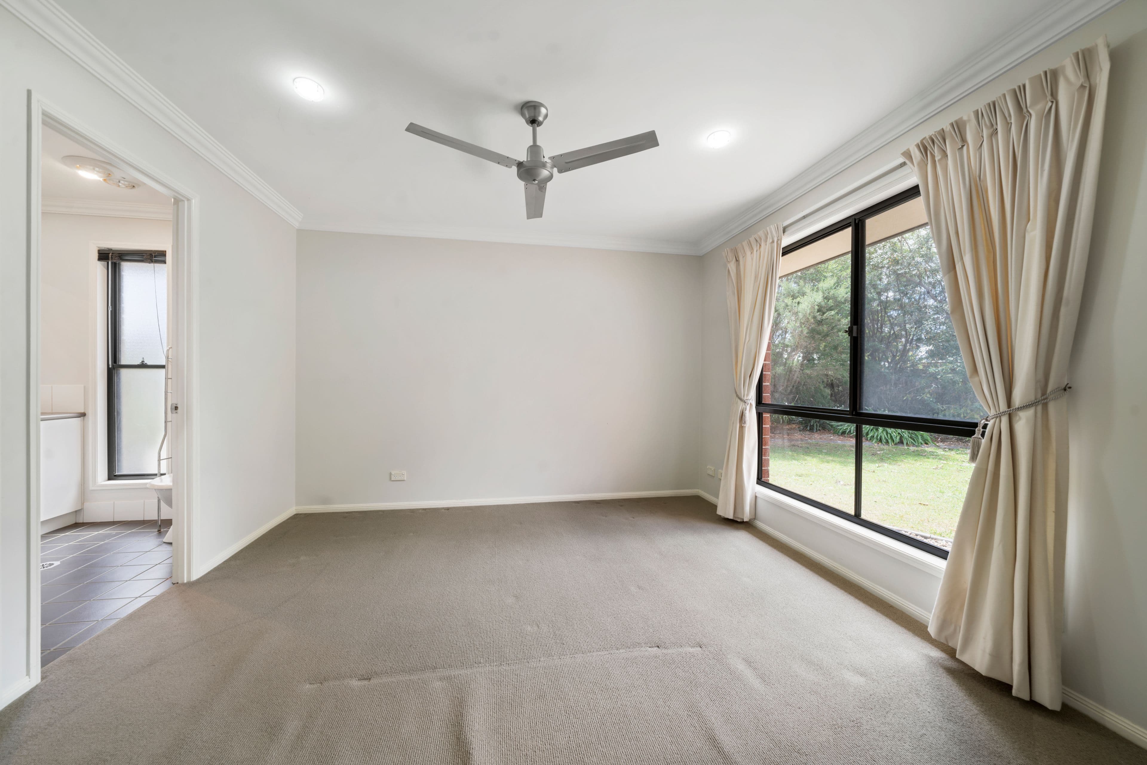 6 Matthew Court, Crows Nest QLD 4355, Crows Nest - Thumbnail 7