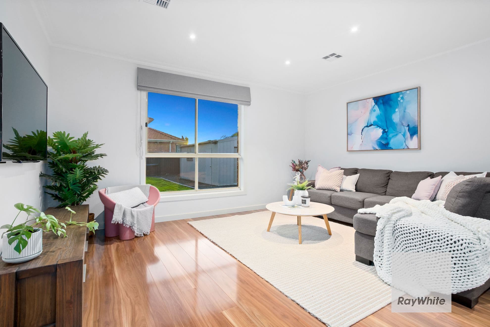 30 Messina Crescent, Taylors Lakes VIC 3038, Taylors Lakes - Thumbnail 3