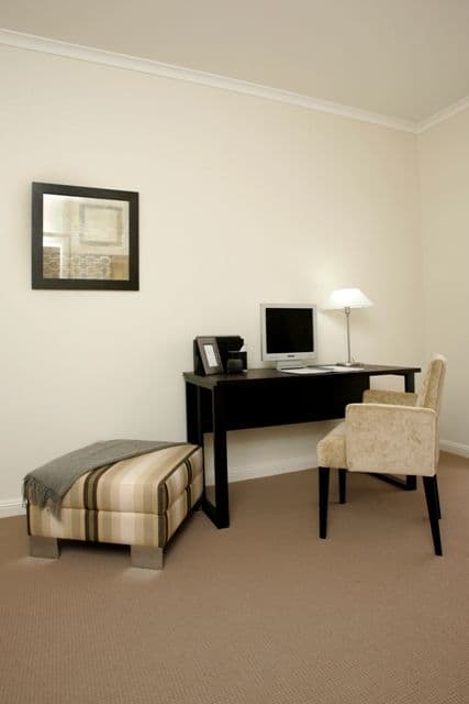 11 The Cove Drive, FULLERTON COVE NSW 2318, Fullerton Cove - Thumbnail 5