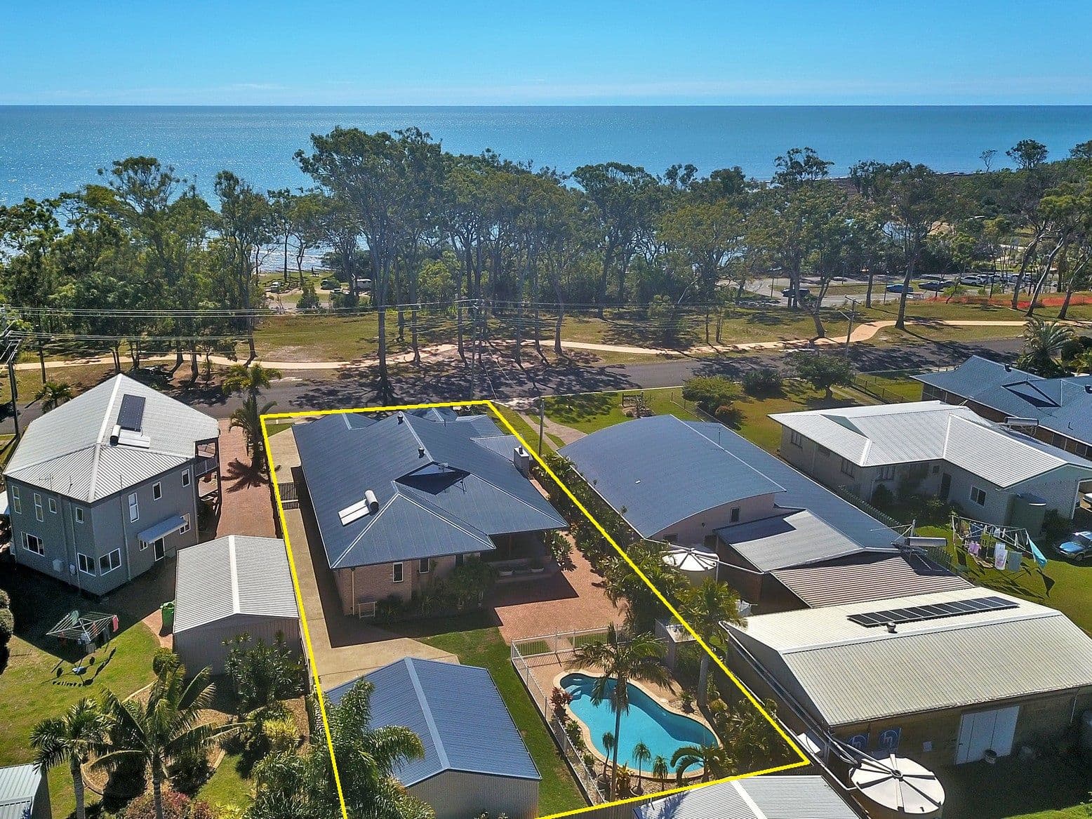 33 Mant Street, Point Vernon QLD 4655, Point Vernon - Thumbnail 4