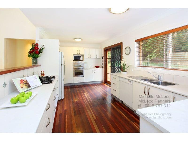 12 Tucker Street, CHAPEL HILL QLD 4069, Chapel Hill - Thumbnail 4