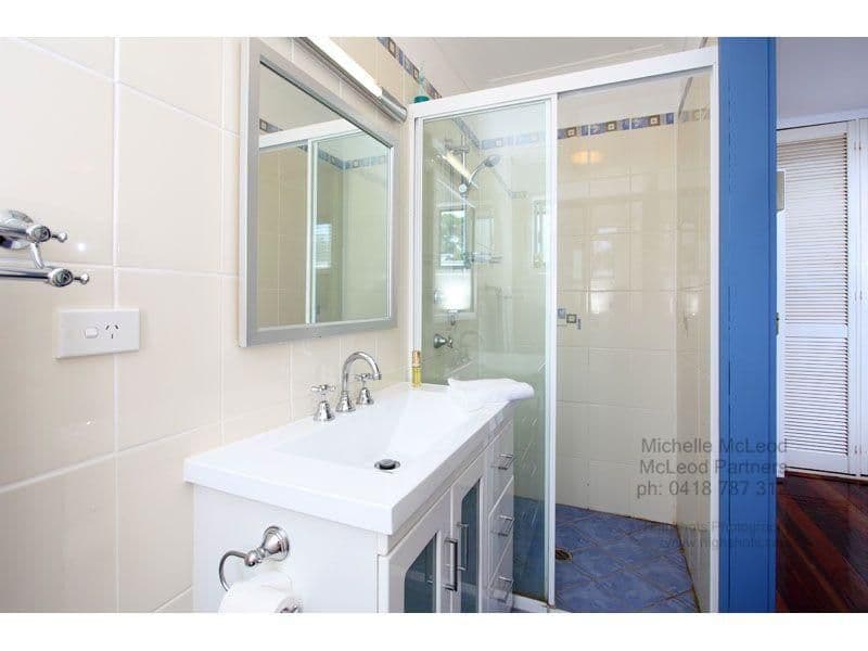 12 Tucker Street, CHAPEL HILL QLD 4069, Chapel Hill - Thumbnail 8