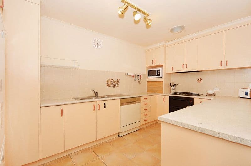 2 Dixon Place, JERRABOMBERRA NSW 2619, Jerrabomberra - Thumbnail 4