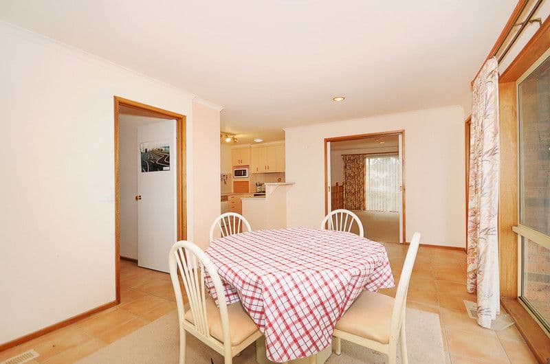2 Dixon Place, JERRABOMBERRA NSW 2619, Jerrabomberra - Thumbnail 6