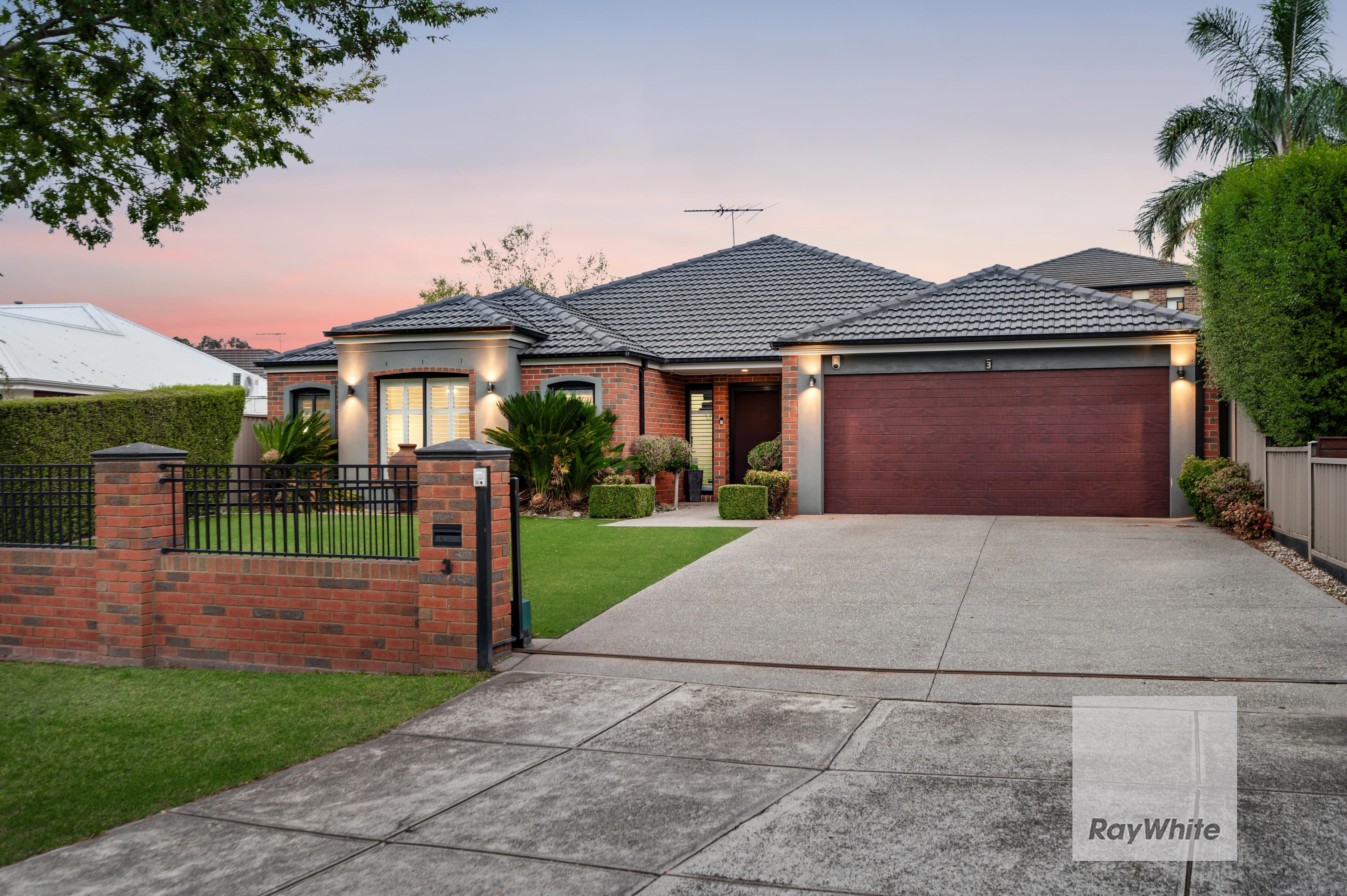 3 Kings College Court, Attwood VIC 3049, Attwood - Thumbnail 2