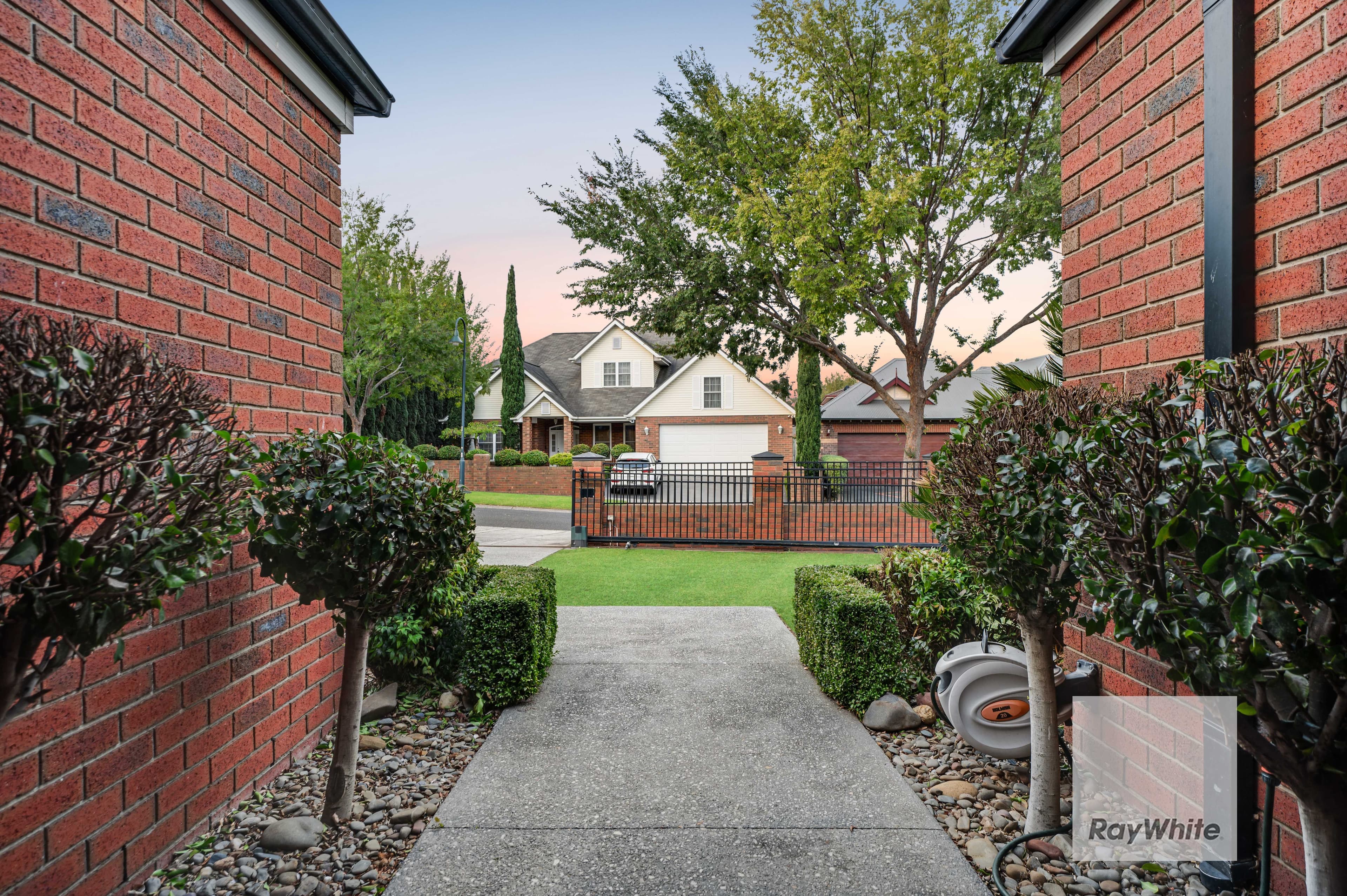 3 Kings College Court, Attwood VIC 3049, Attwood - Thumbnail 4
