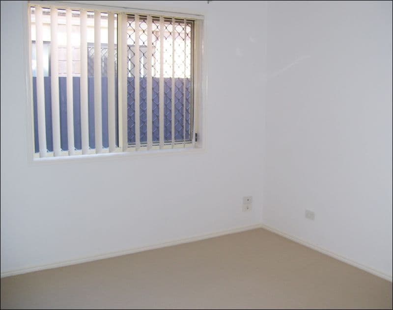 10 Gale Street, REDCLIFFE QLD 4020, Redcliffe - Thumbnail 5