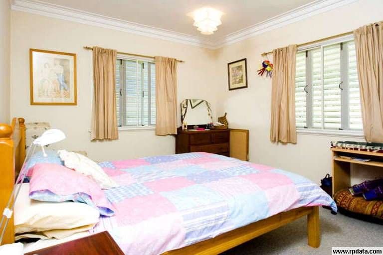15 Judith Street, ASHGROVE QLD 4060, Ashgrove - Thumbnail 4