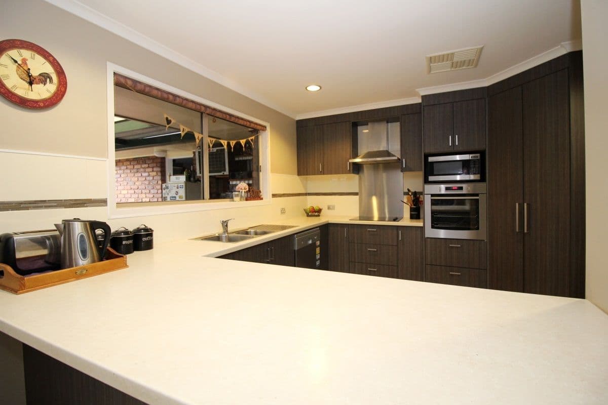 91 Moody Street, Emerald QLD 4720, Emerald - Thumbnail 3