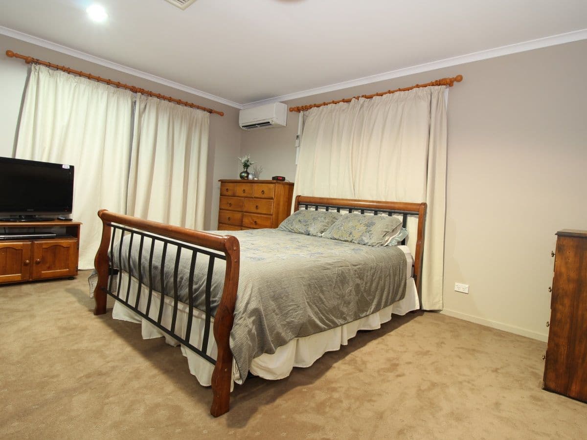 91 Moody Street, Emerald QLD 4720, Emerald - Thumbnail 8