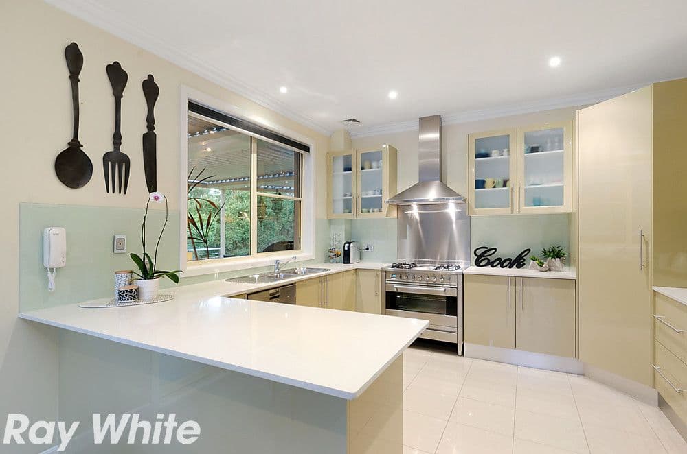 29 Strathfillan Way, Kellyville - Thumbnail 5