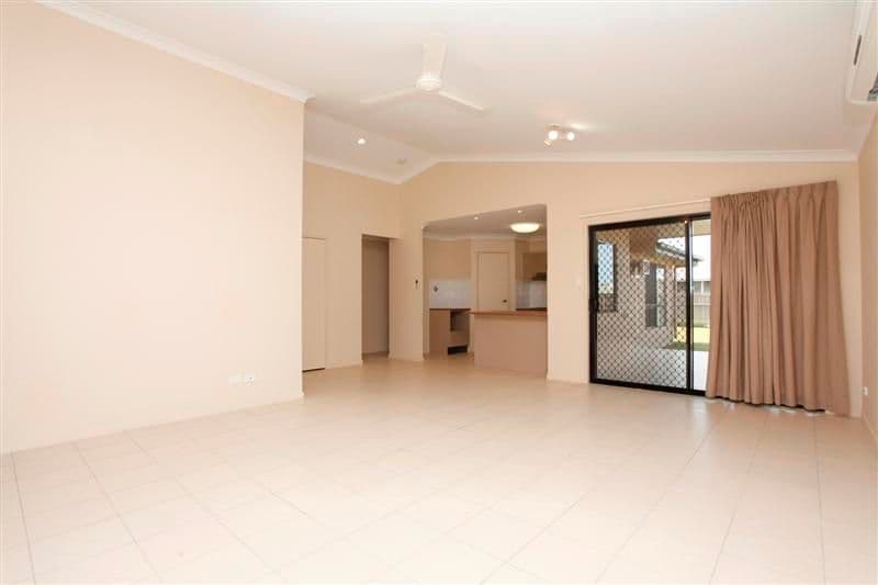 4 Fontwell Court, 'KINGSTON PARK', BURDELL QLD 4818, Burdell - Thumbnail 2