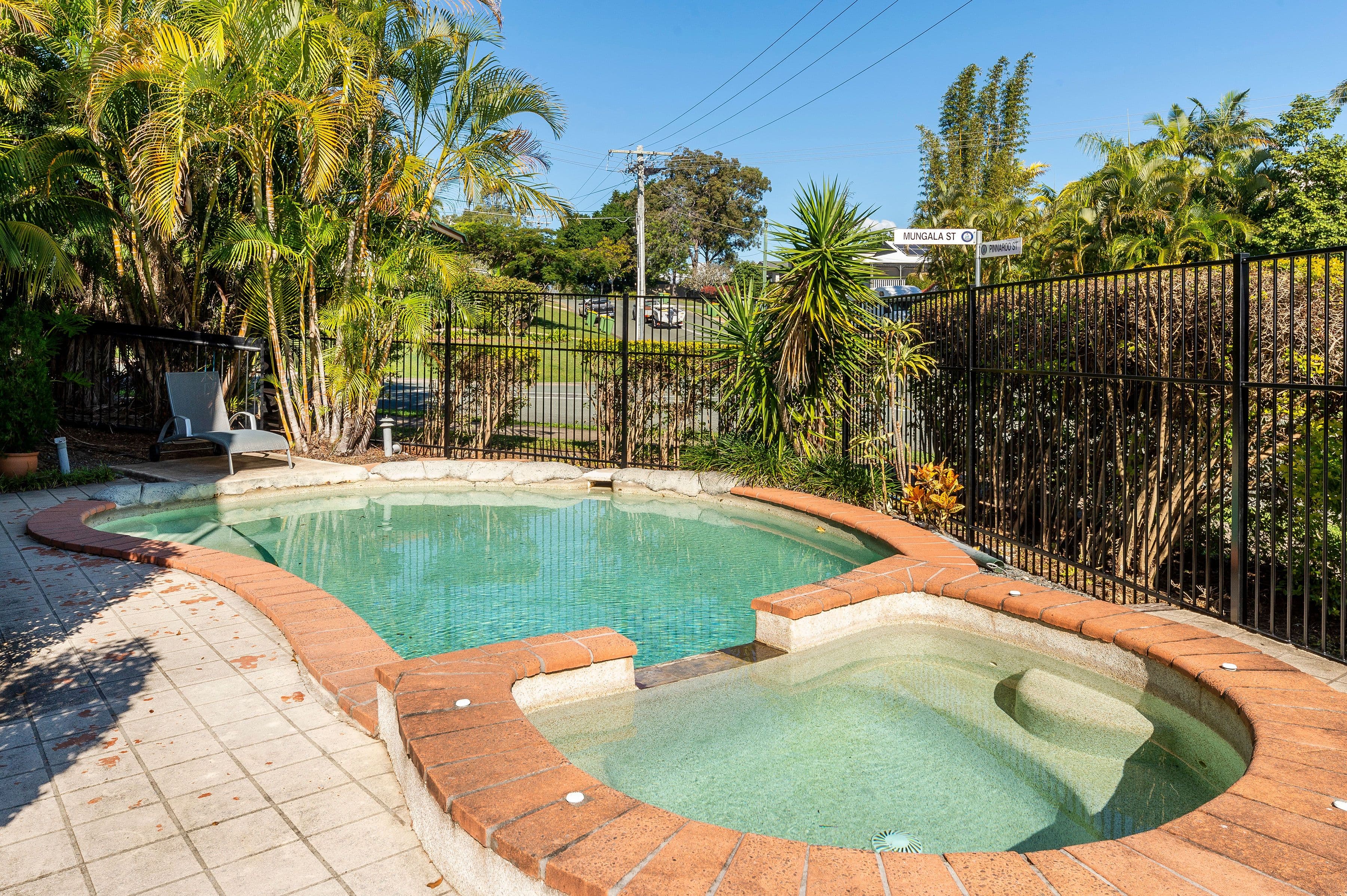 1 Pinnaroo Street, Hope Island QLD 4212, Hope Island - Thumbnail 3