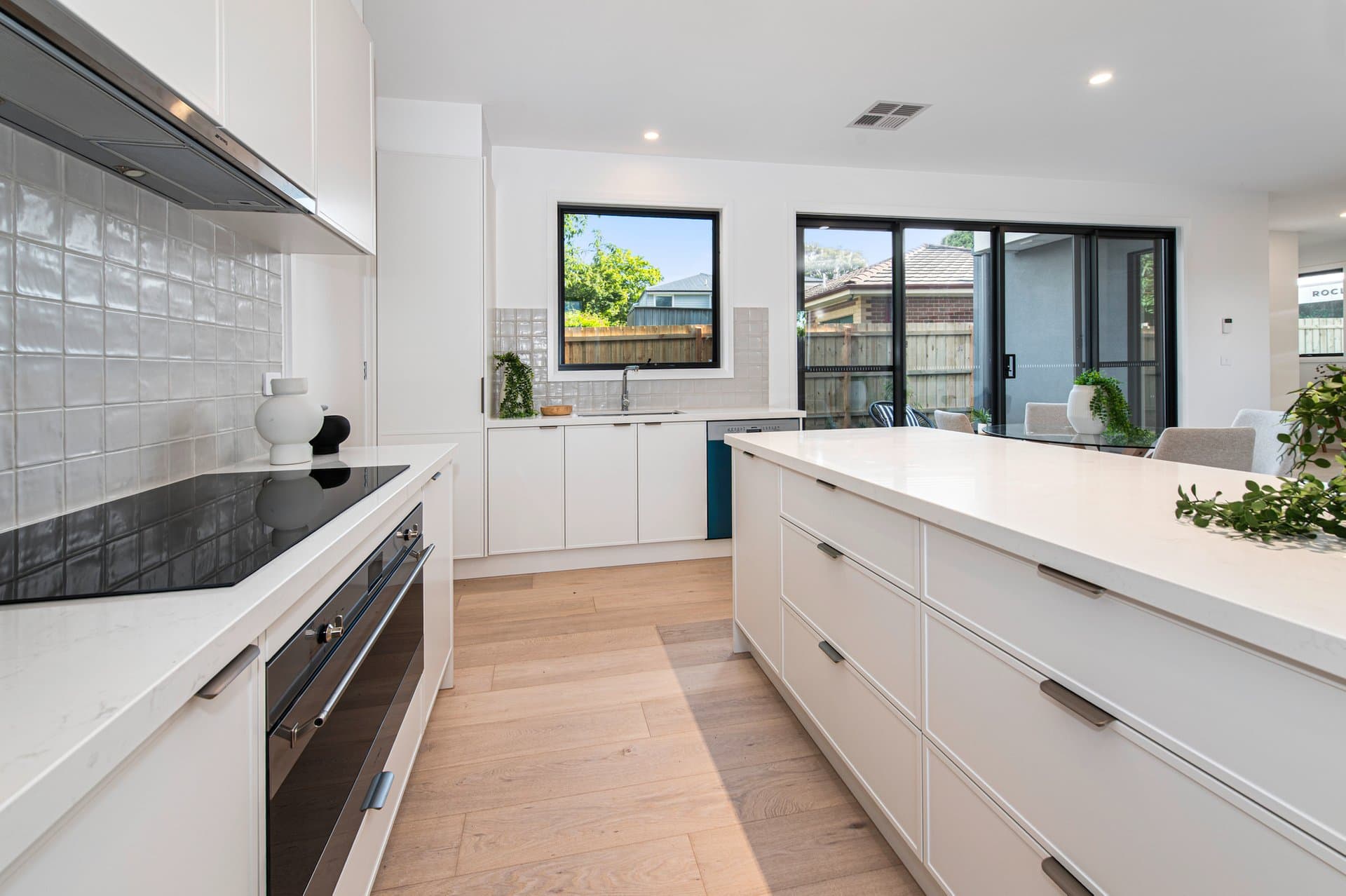 1/2 Cook Road, Mitcham - Thumbnail 3