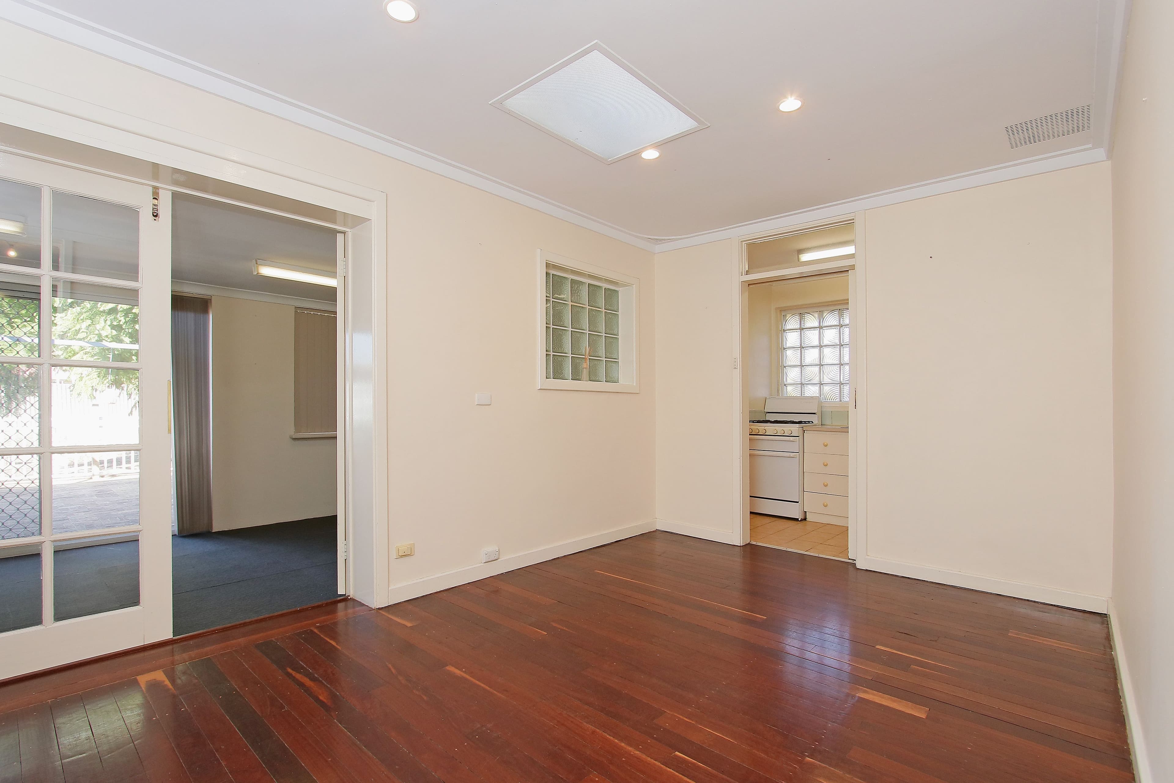 152 Streich Avenue, Kelmscott WA 6111, Kelmscott - Thumbnail 8