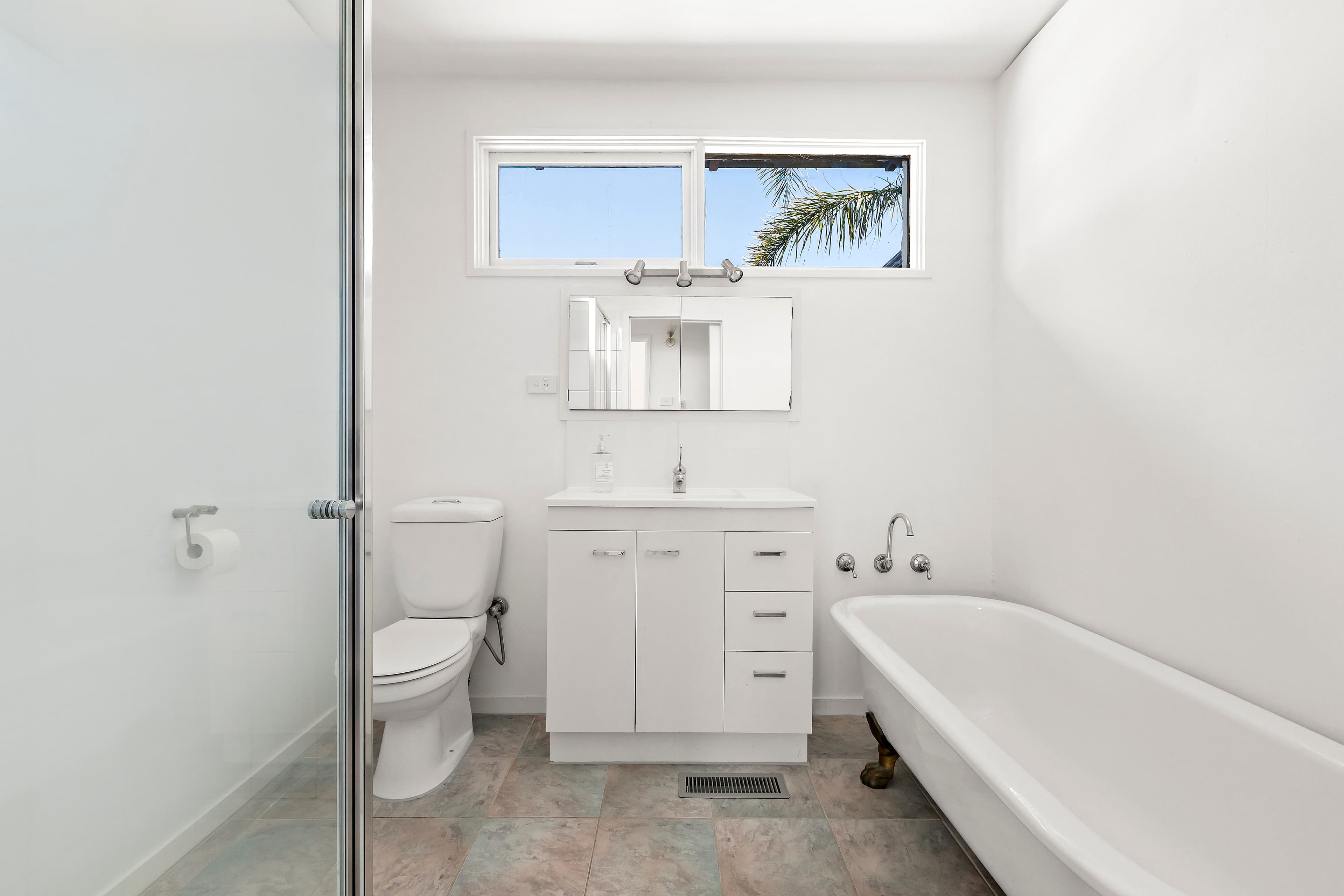 4 Fleetwood Crescent, Frankston South VIC 3199, Frankston South - Thumbnail 5