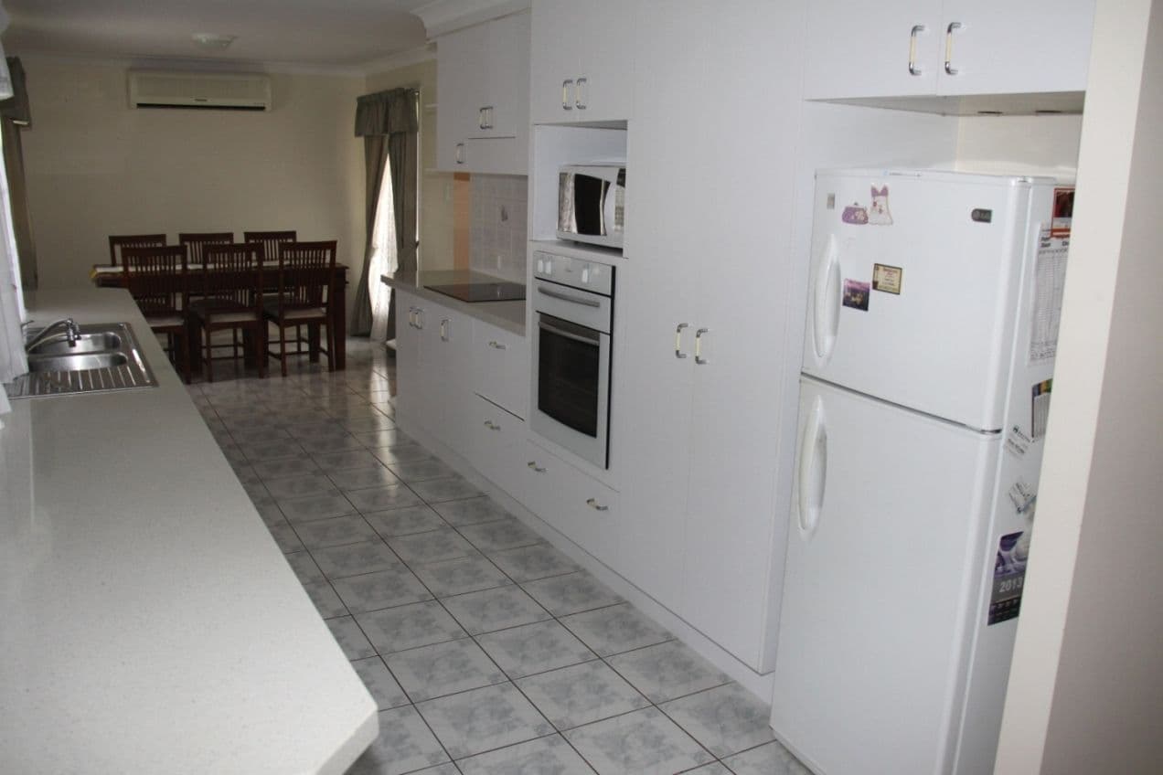 20 Geoffrey Thomas Drive, Tannum Sands QLD 4680, Tannum Sands - Thumbnail 3