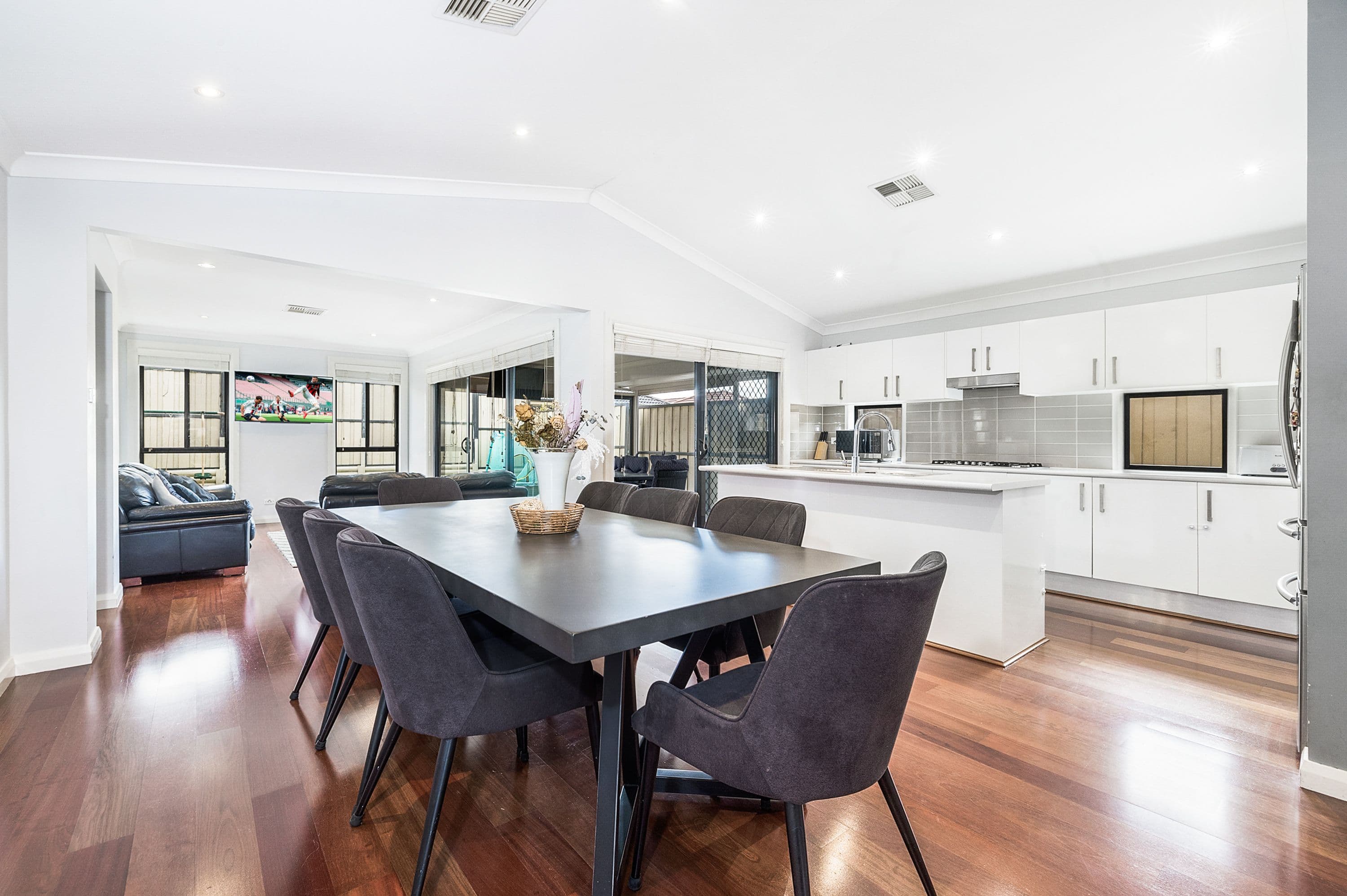 20 Starfire Avenue, Middleton Grange NSW 2171, Middleton Grange - Thumbnail 4