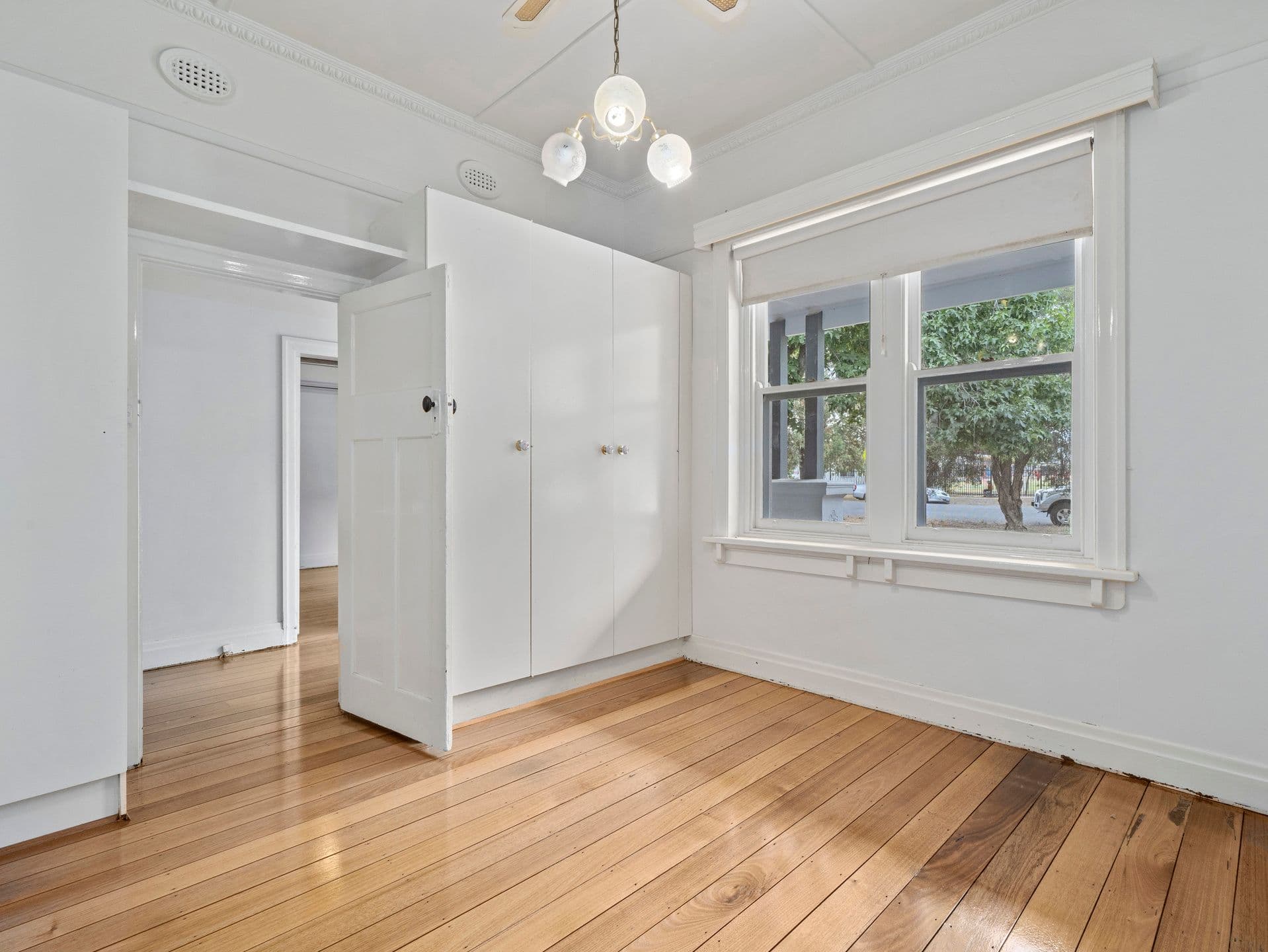 52 Goomalibee Street, Benalla VIC 3672, Benalla - Thumbnail 7