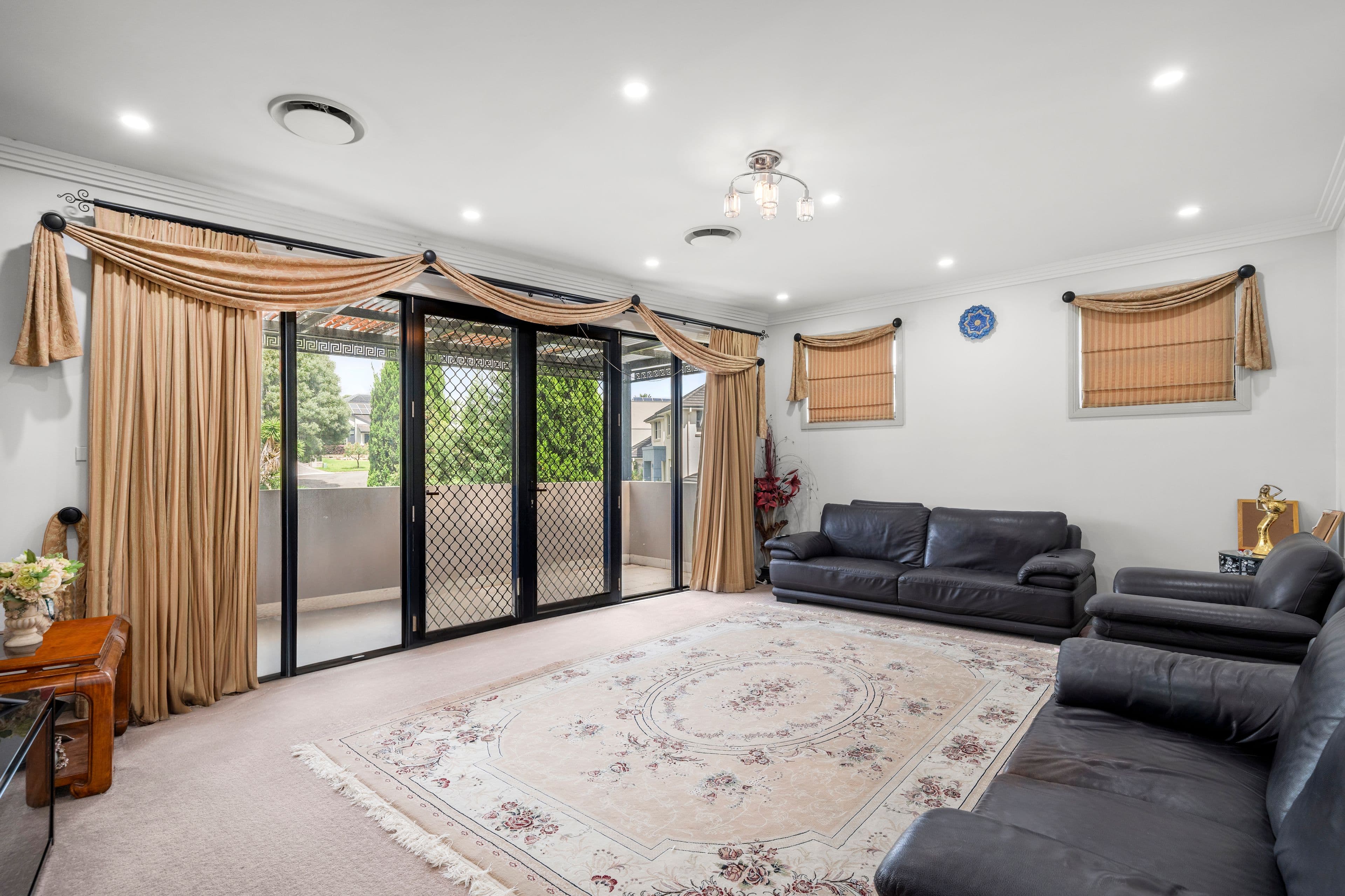 7 Niello Close, Castle Hill NSW 2154, Castle Hill - Thumbnail 4