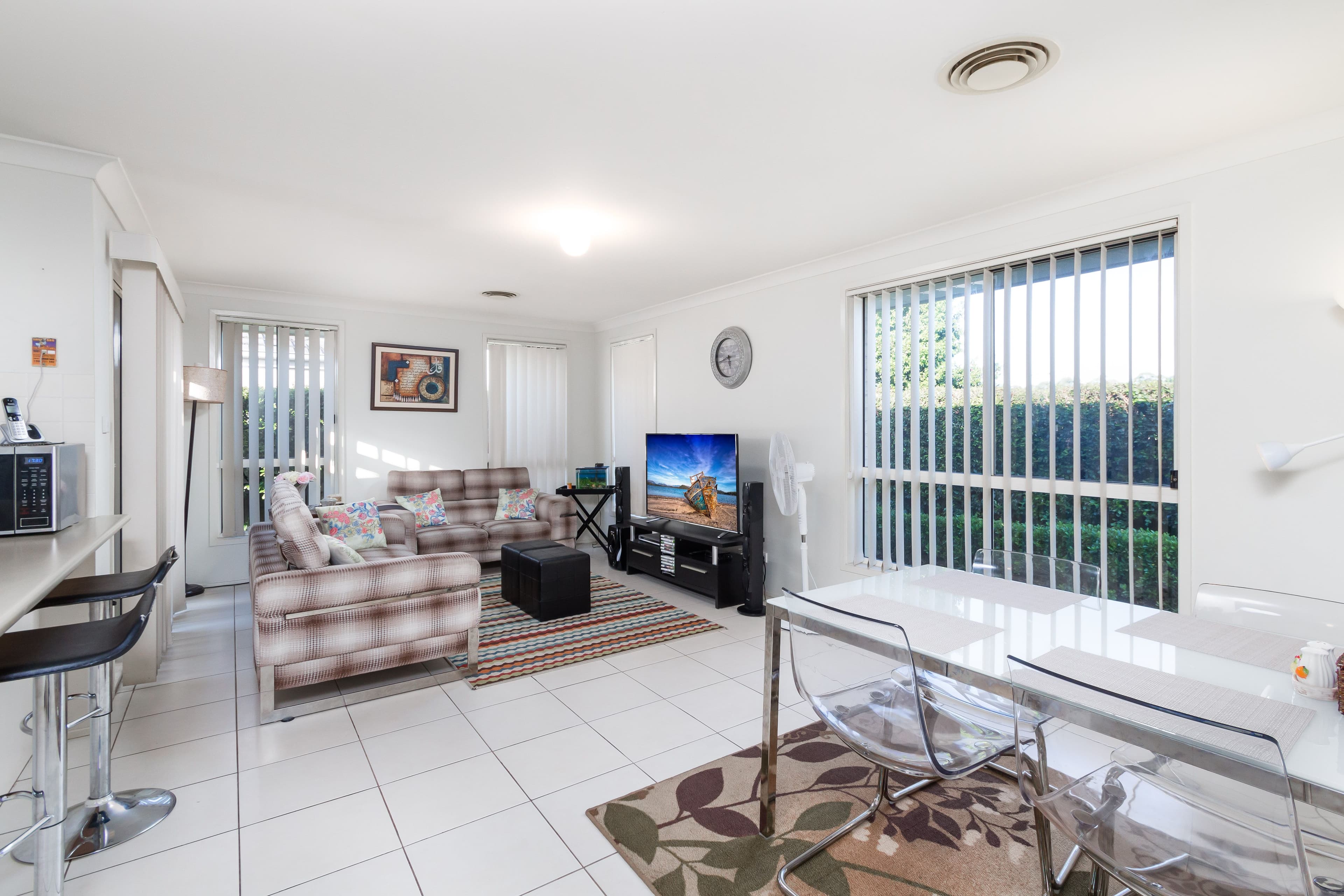 9 Corkwood Place, Acacia Gardens - Thumbnail 2