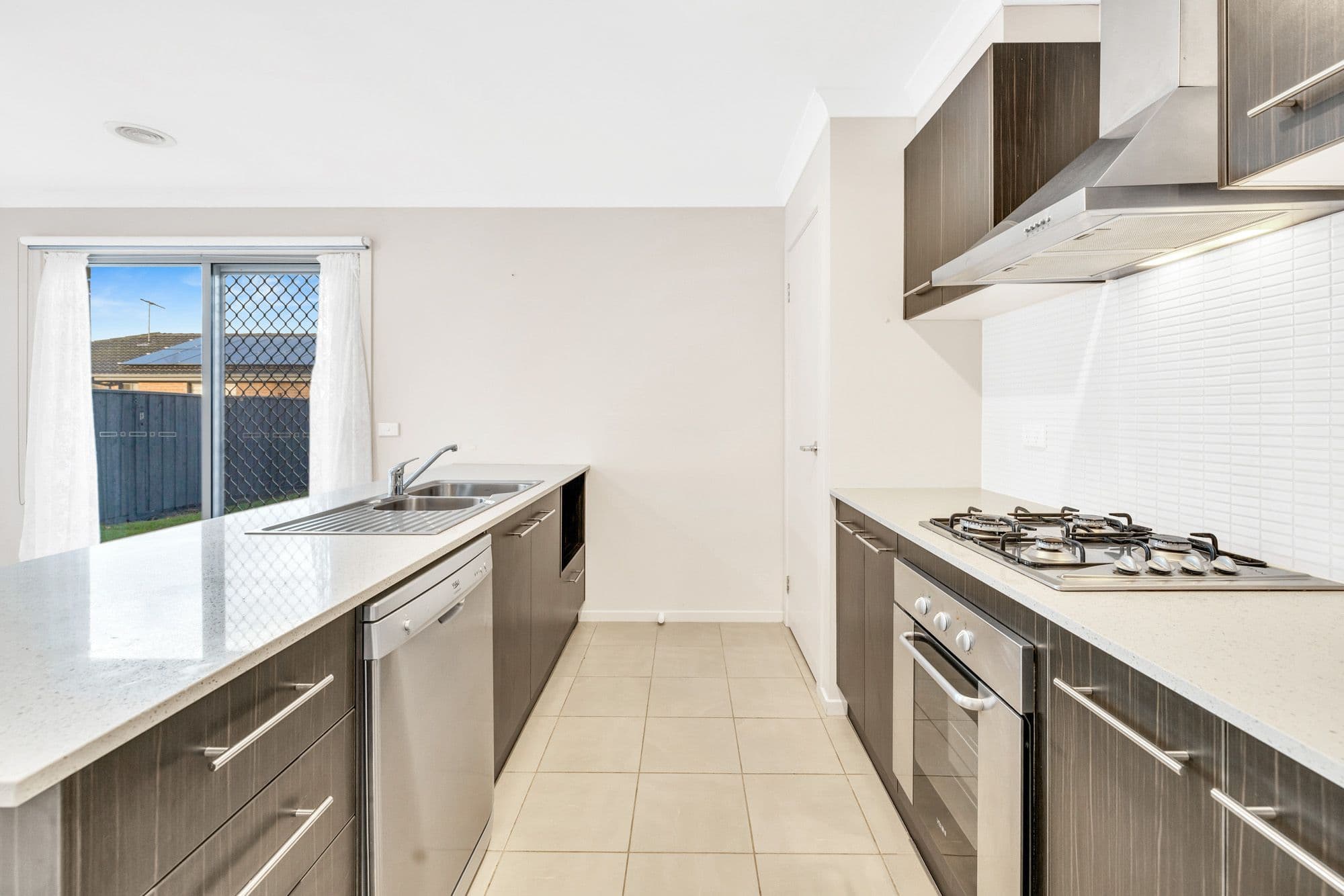 2 Poa Link, Wyndham Vale VIC 3024, Wyndham Vale - Thumbnail 8