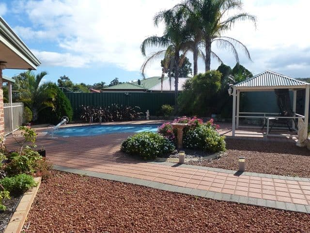 15 Avonlea Place, Bullsbrook WA 6084, Bullsbrook - Thumbnail 2