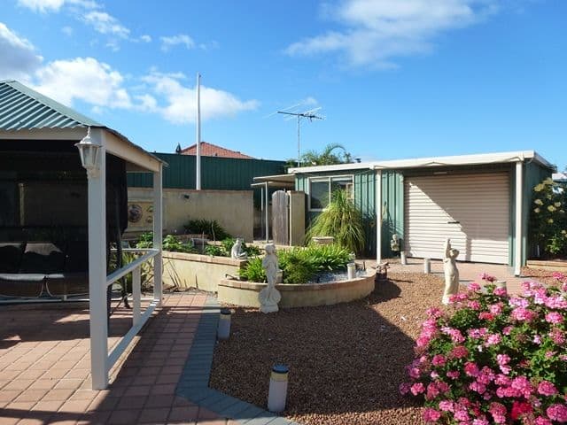 15 Avonlea Place, Bullsbrook WA 6084, Bullsbrook - Thumbnail 4
