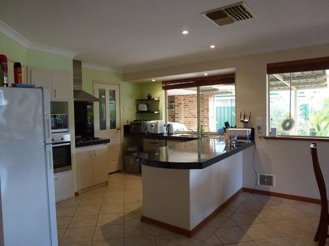 15 Avonlea Place, Bullsbrook WA 6084, Bullsbrook - Thumbnail 5