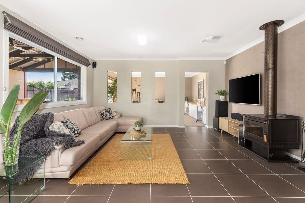 10 Westbourne Drive, Doreen VIC 3754, Doreen - Thumbnail 4
