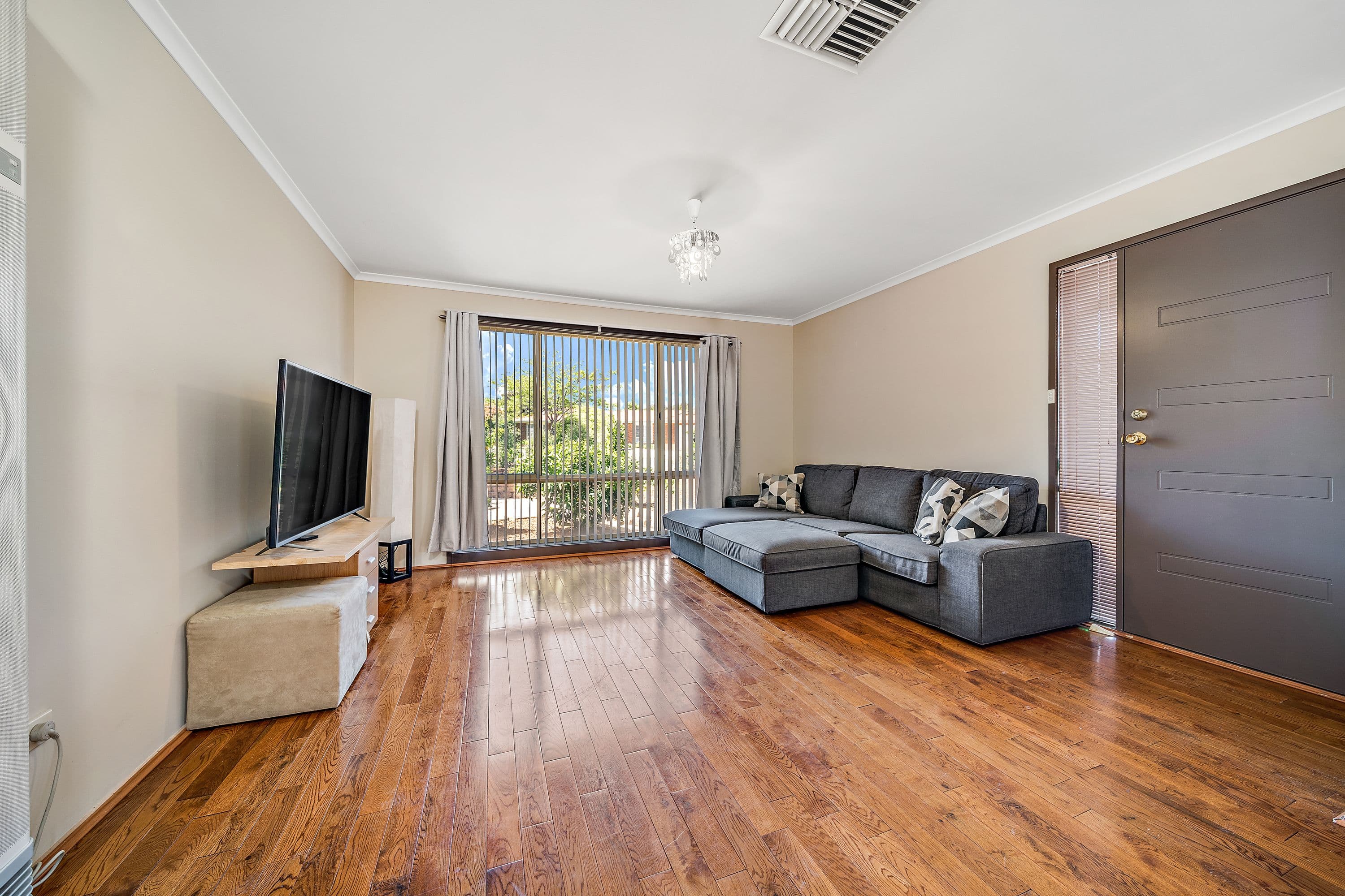 21 Forsythe Street, Banks ACT 2906, Banks - Thumbnail 4