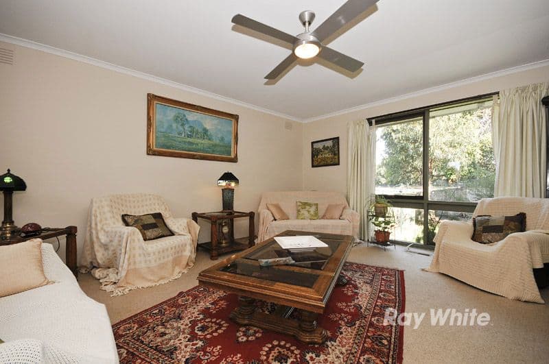 20 Benwerrin Drive, WANTIRNA VIC 3152, Wantirna - Thumbnail 4