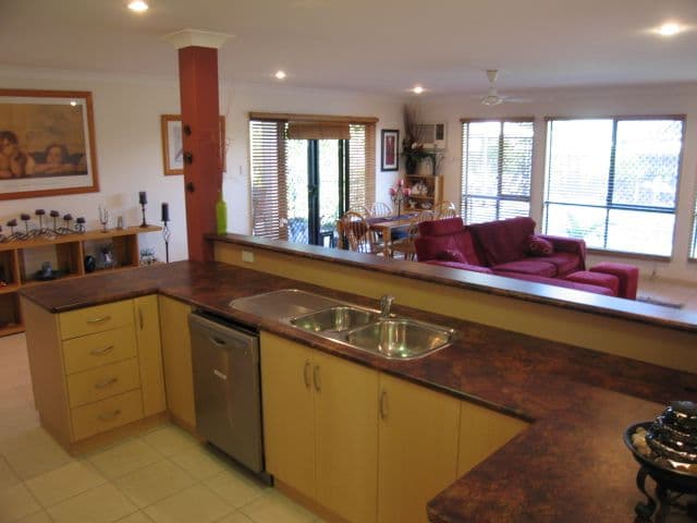 27 Kippen Street, EAST MACKAY QLD 4740, East Mackay - Thumbnail 3