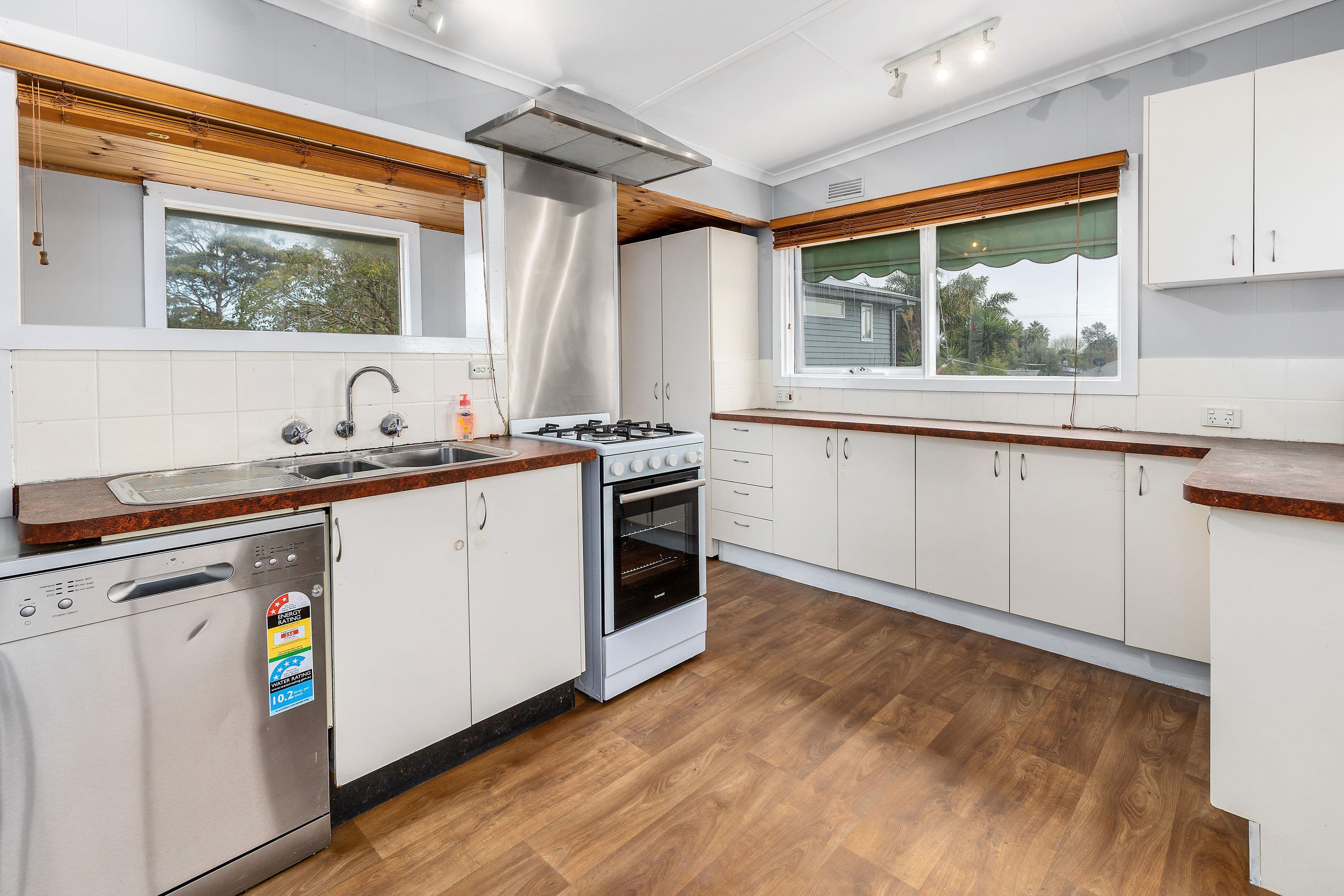 8 Elwers Road, Rosebud VIC 3939, Rosebud - Thumbnail 3