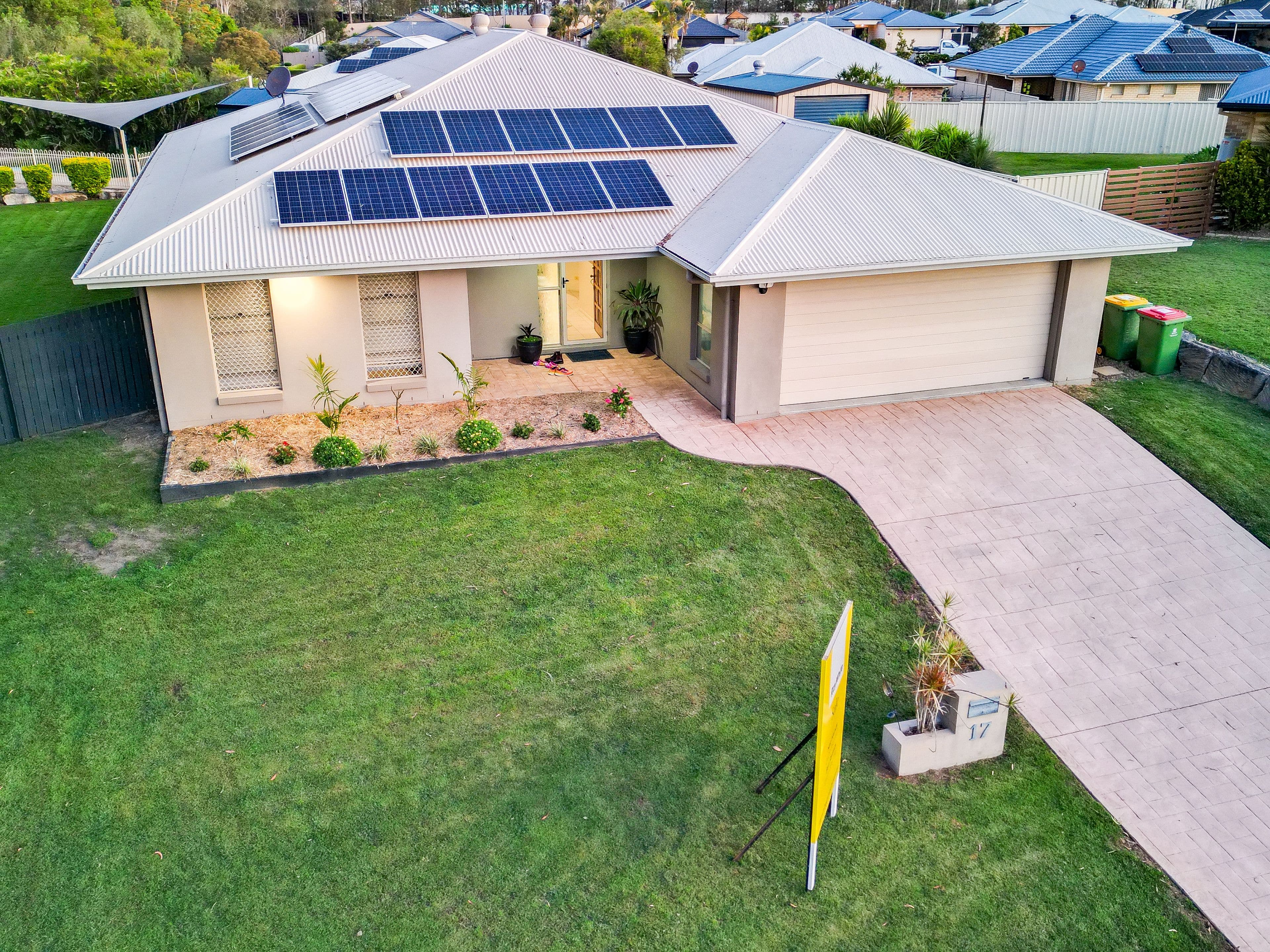 17 Darlington Court, Flinders View QLD 4305, Flinders View - Thumbnail 2