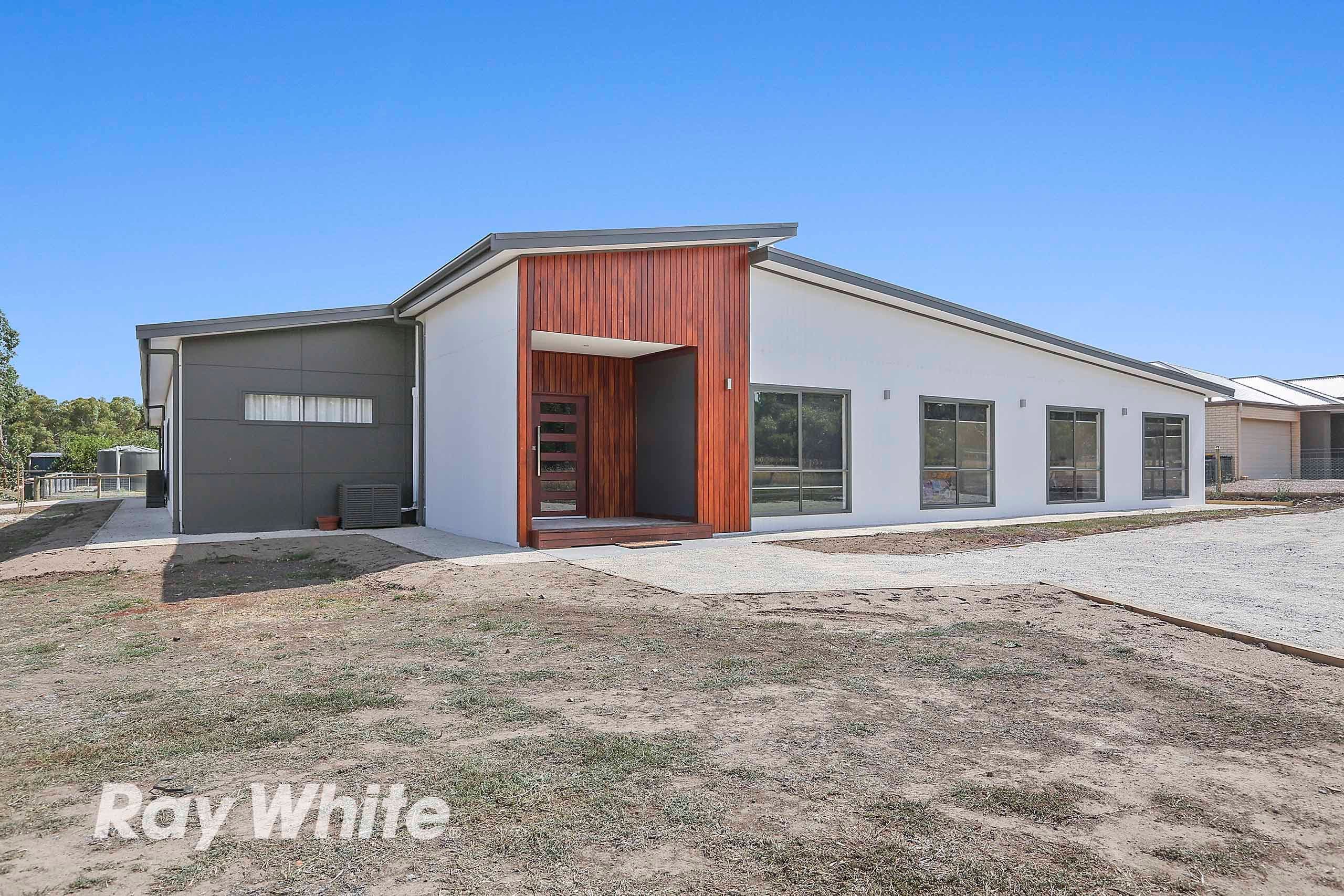 2134 Ballan Road, ANAKIE VIC 3213, Anakie - Thumbnail 2