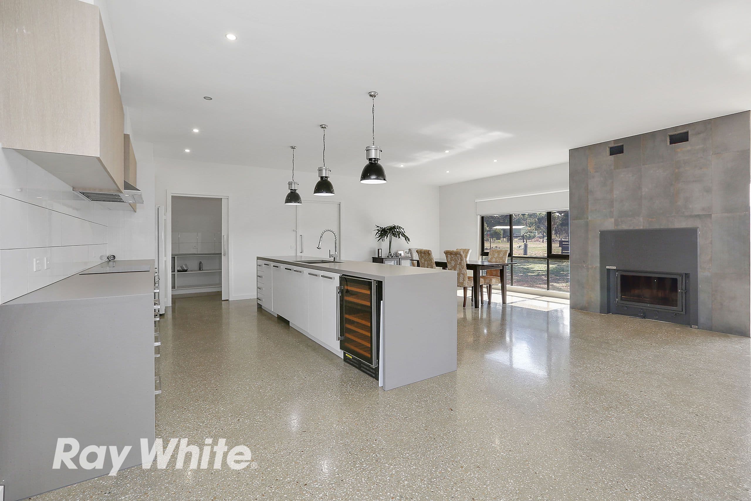 2134 Ballan Road, ANAKIE VIC 3213, Anakie - Thumbnail 3