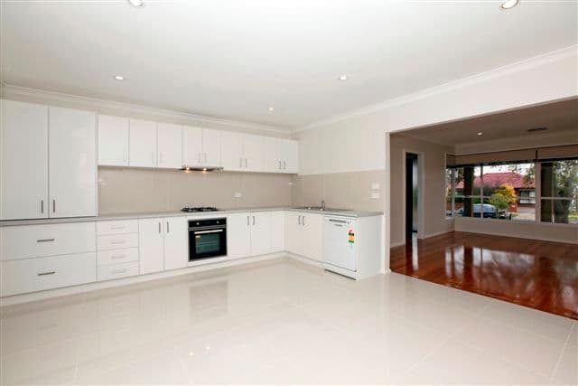 16 Gordon Street, TULLAMARINE VIC 3043, Tullamarine - Thumbnail 6