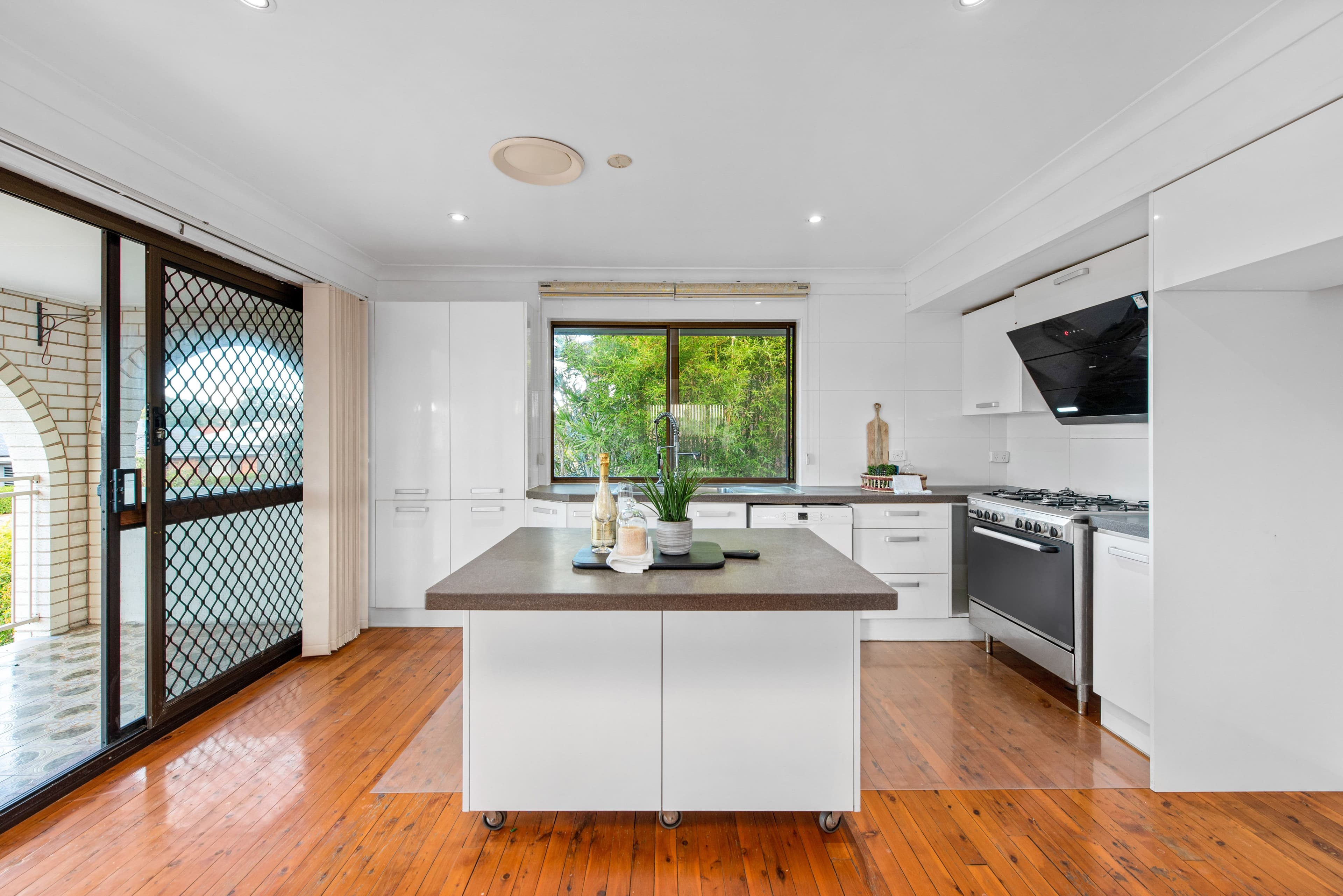 15 Banwell Crescent, Carindale QLD 4152, Carindale - Thumbnail 8