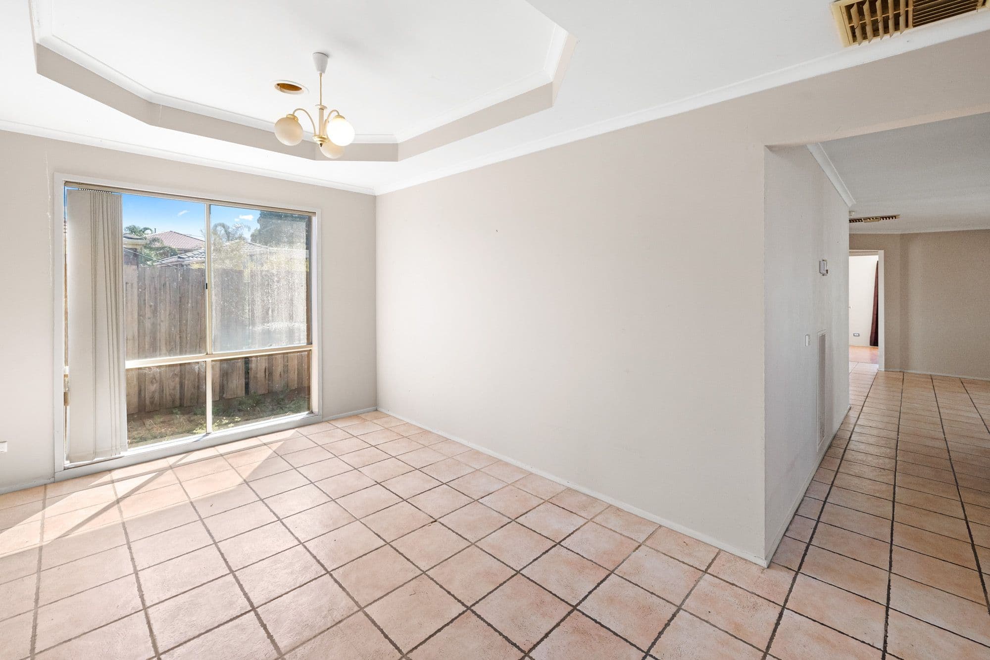 4 Holmesdale Close, Werribee VIC 3030, Werribee - Thumbnail 6