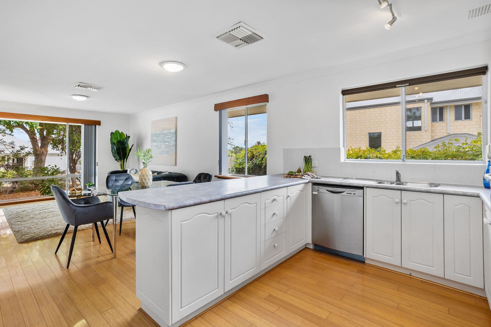 38A Rankin Way, Booragoon WA 6154, Booragoon - Thumbnail 6