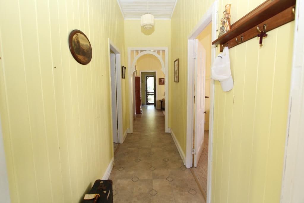 93 Rayleigh Street, WALLANGARRA QLD 4383, Wallangarra - Thumbnail 8