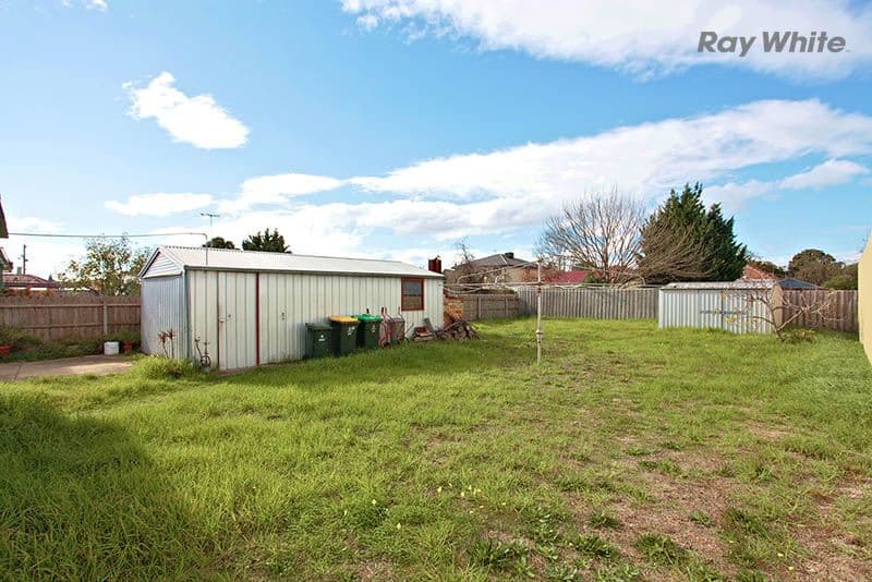 20 Curlew Avenue, ALTONA VIC 3018, Altona - Thumbnail 7
