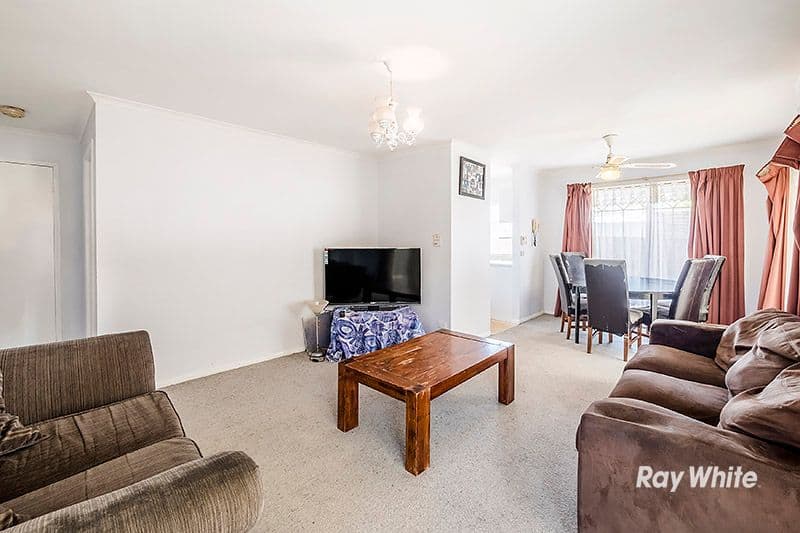 11 Orlit Close, Cranbourne North VIC 3977, Cranbourne North - Thumbnail 5