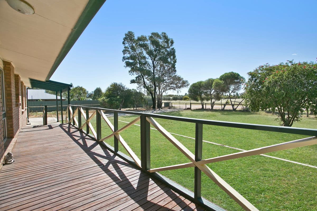 8 Coats Road, TWO WELLS SA 5501, Two Wells - Thumbnail 3