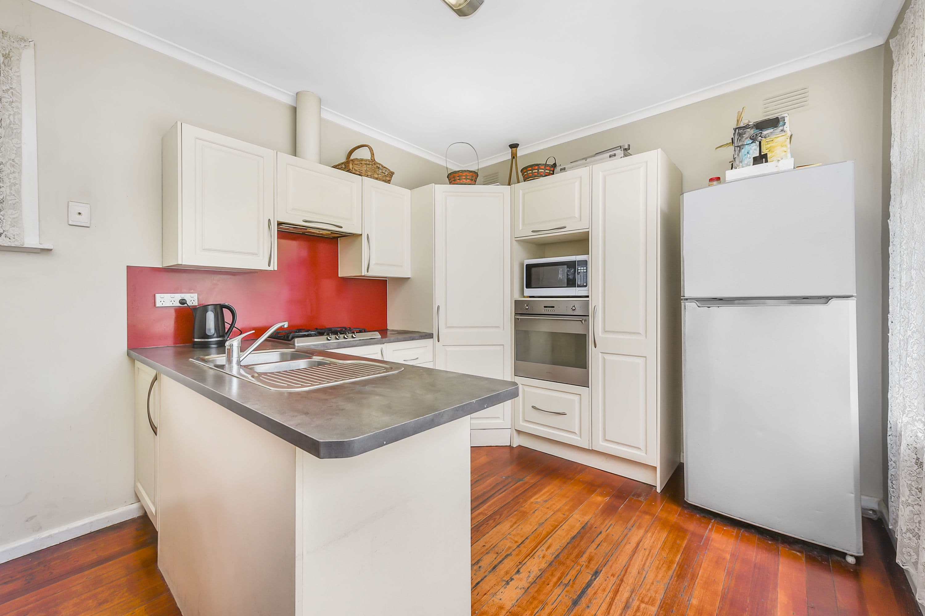 10 Saunders Street, Clayton South VIC 3169, Clayton South - Thumbnail 5