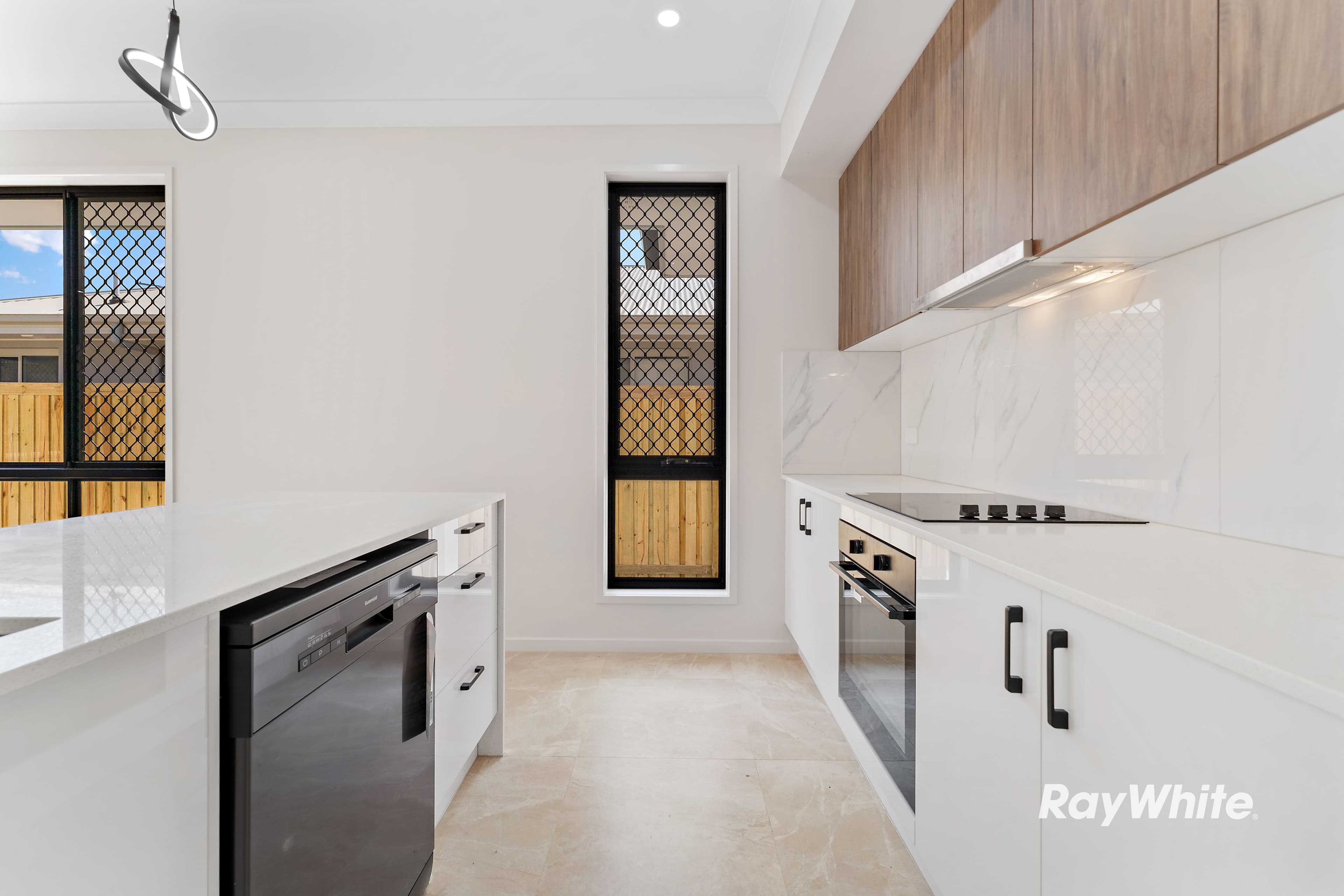 7 Ashwood Circuit, Chambers Flat QLD 4133, Chambers Flat - Thumbnail 4